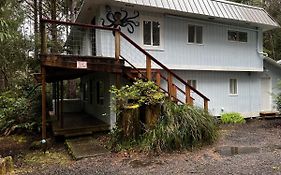 Octopus Manor